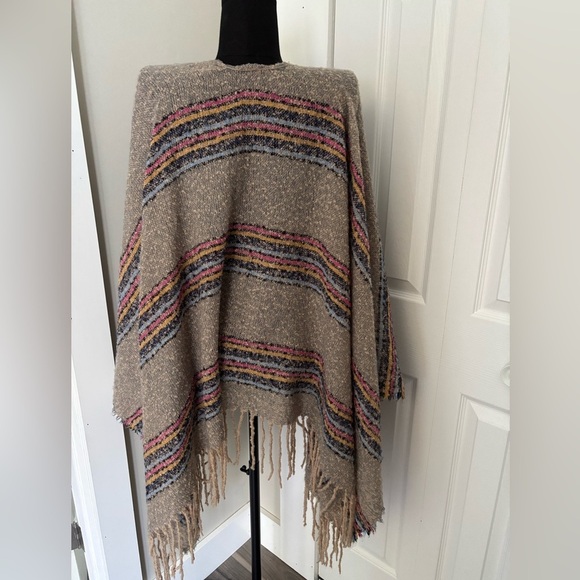 Multicolor Striped Fringe Shawl Poncho - OS - Soft Lightweight - Picture 2 of 2